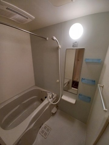 アメティスタ西新井の浴室