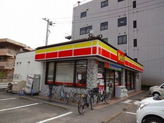 【周辺】 | アストラル | デイリーヤマザキまで550m