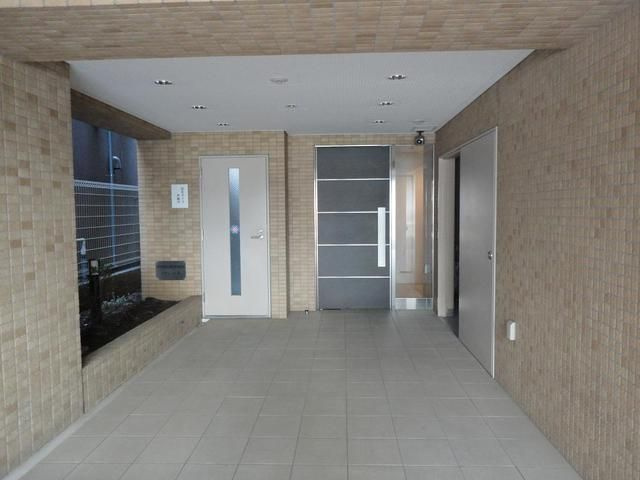 ナチュールＭのエントランス|建物の内部です