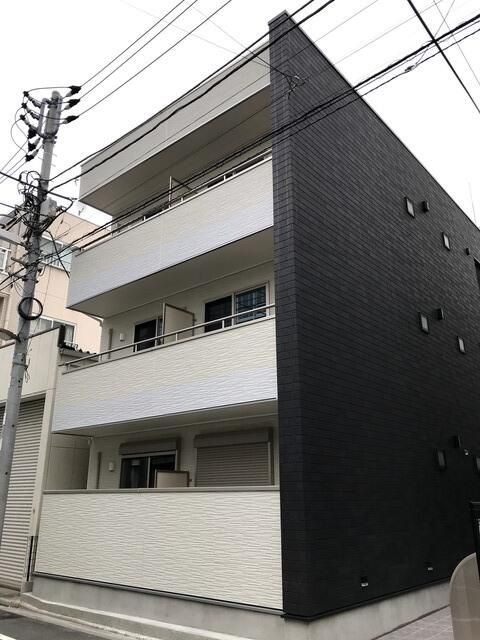 ＬＡＵＲＥＬ三ノ輪の外観