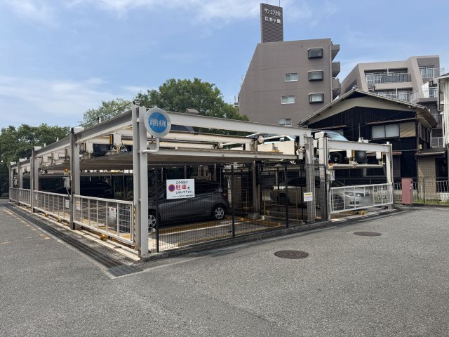 サンシティ明石江井ヶ島南の駐車場