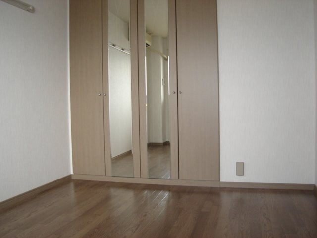 ウエストヒルズの内装|洋室