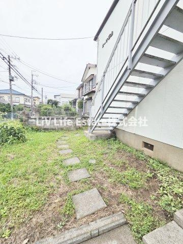 カーサ萩山 のエントランス
