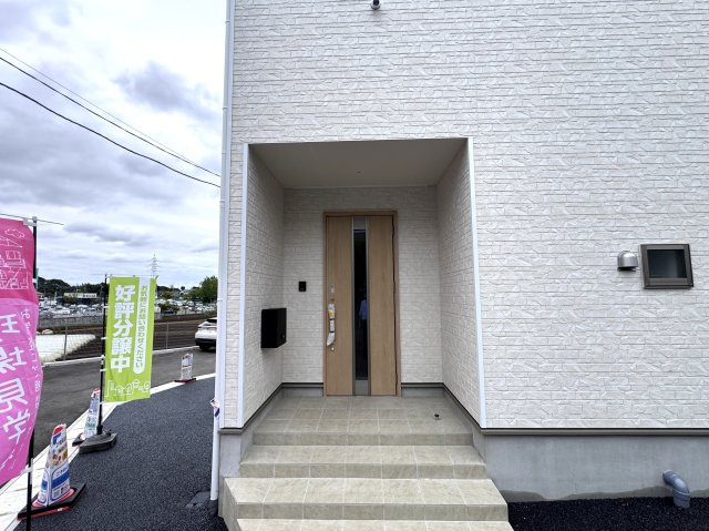 松戸市六実５丁目新築戸建（六実第12）のエントランス|エントランス