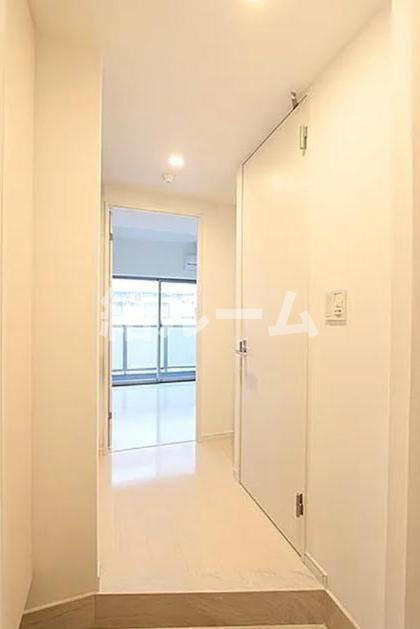 川口市並木３丁目の賃貸マンションの玄関|別号室参考写真