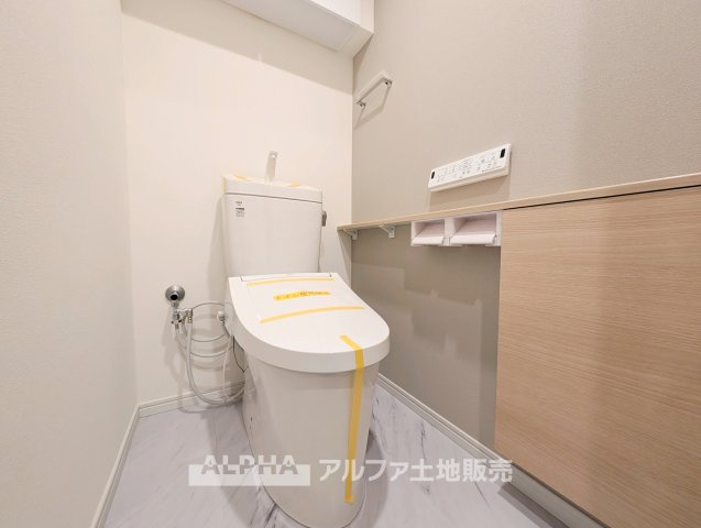 シャルマンコーポ拝島のトイレ|◆トイレ◆温水洗浄便座付きのトイレを新規交換。毎日使用する設備を新しく整え、清潔感のある空間で新生活をスタートできます。