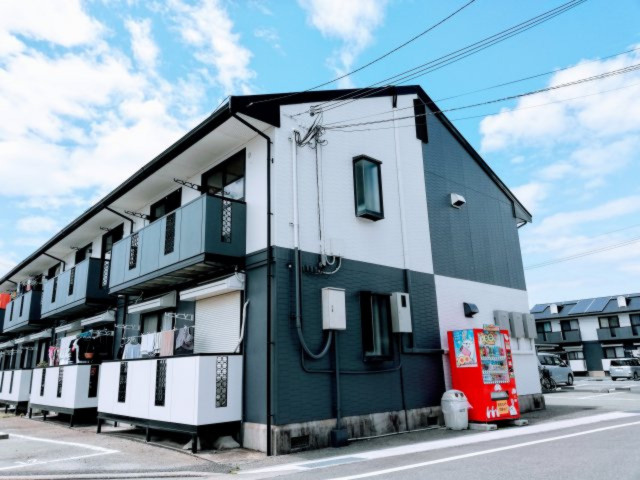 フローラルシティⅡ　B棟の外観