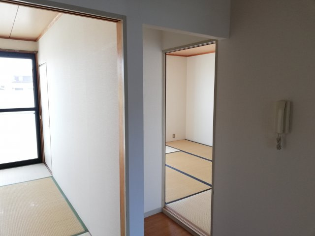 フローラルシティⅡ　B棟の和室