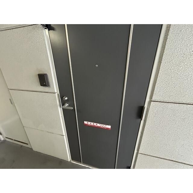 川口プラザＤの玄関
