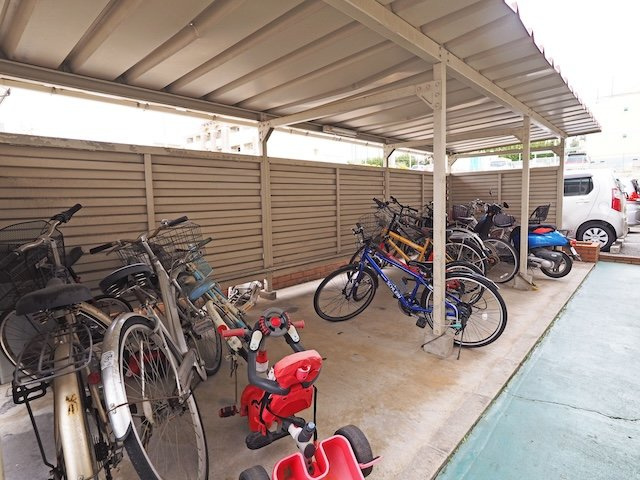 グランベア今井のその他共用部分|駐輪場