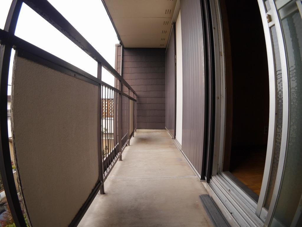 魚住町戸建のバルコニー