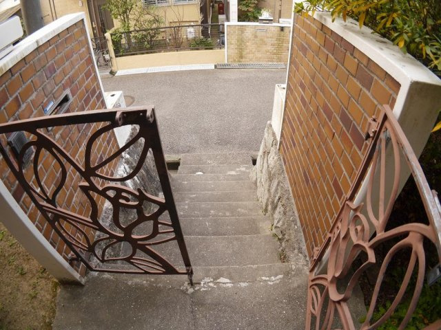 魚住町戸建の玄関