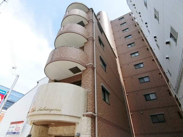 プレサンス神戸裁判所前の内装