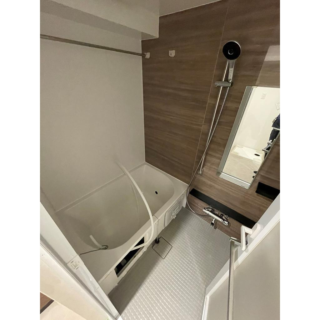 アクエルド明石西の浴室