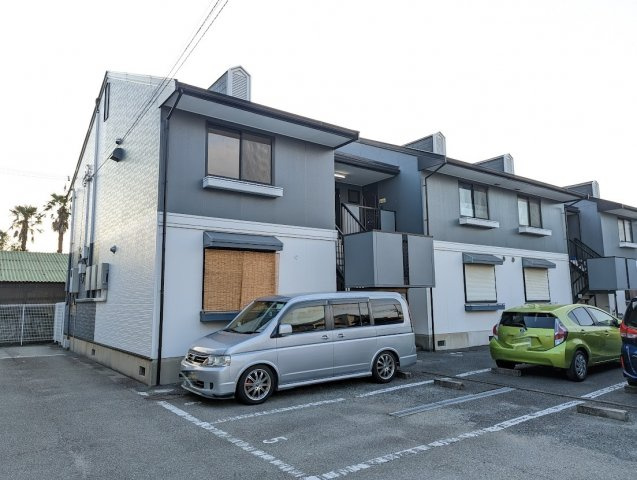 フローラルシティⅡ　C棟の外観