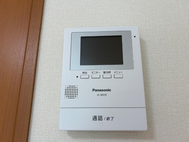 サンモール長畑の内装|カメラ付インターホン