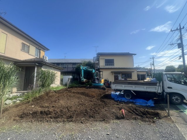 ハートフルタウン　多摩市百草1112番の外観