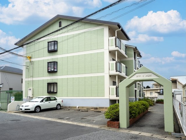 リバーグリーン藤村の外観