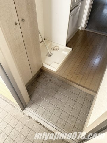 下山手コ－トの玄関