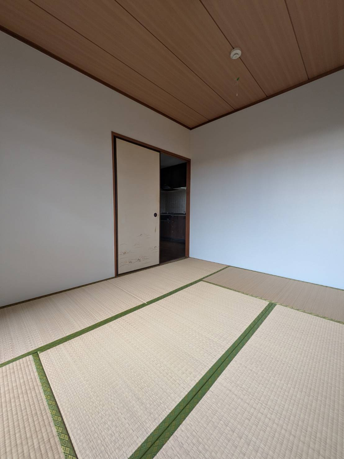 ライオンズマンション西江井ヶ島の和室