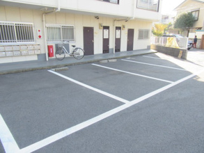 【駐車場】
