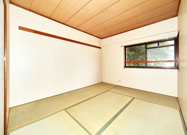 グリーンハイツ大津和の和室|6帖和室
