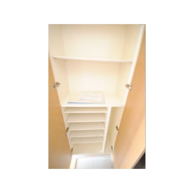 ロイヤルヒル神戸三ノ宮Ⅱ