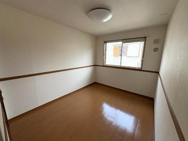 ヴィーブル東二見の内装|洋室