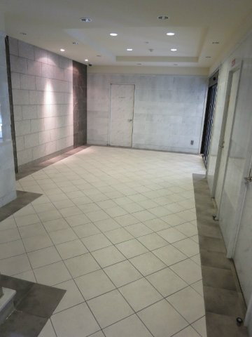 神戸市中央区筒井町３丁目の賃貸マンションのロビー