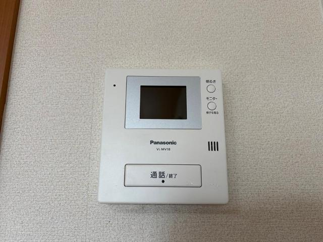 エイトピア八木の内装|カメラ付インターホン