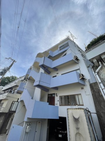 シャトー篠原台の外観