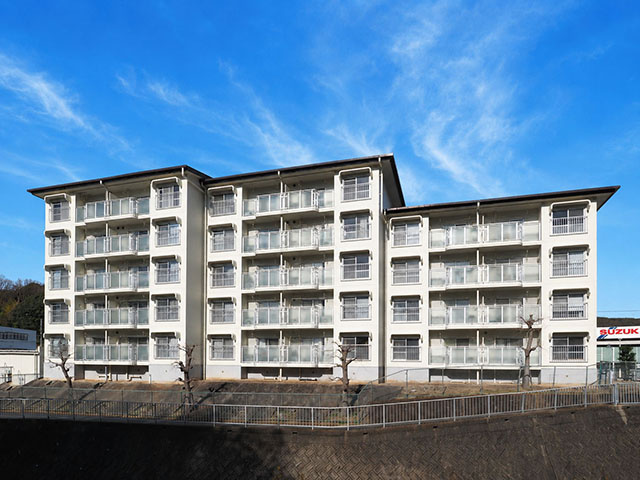 リバーサイド春日手の外観