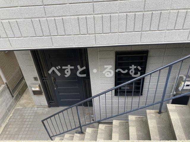 舞子台1丁目戸建のエントランス
