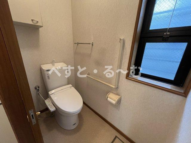 舞子台1丁目戸建のトイレ
