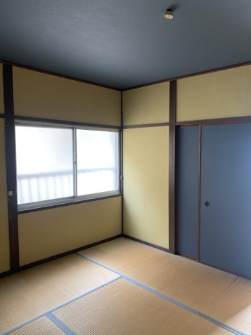 クリエイトハイツ旭が丘の和室