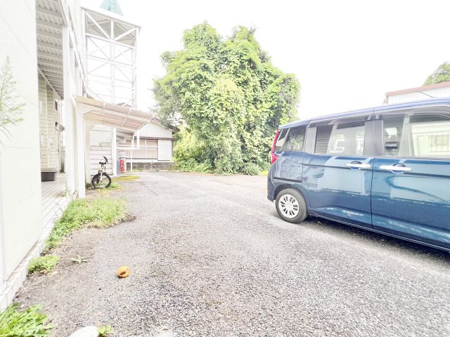 第八成和ハイツの駐車場|駐車場完備です