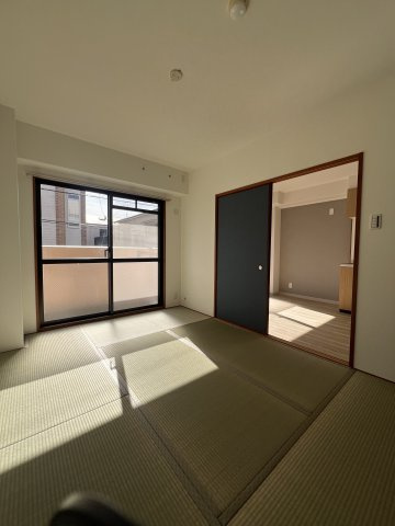 KUSABAマンションの和室