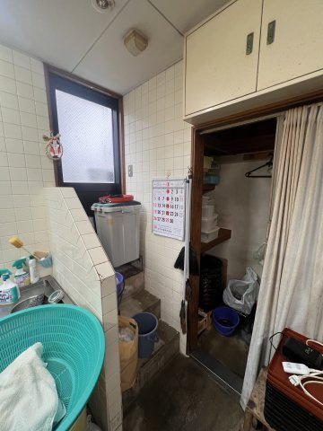長田神社前商店街　寿司屋のエントランス