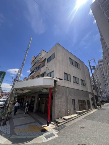 長田神社前商店街　寿司屋の外観