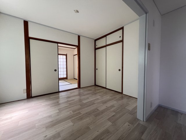 マンション輪泉の居間・リビング