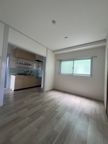 マンション輪泉の居間・リビング