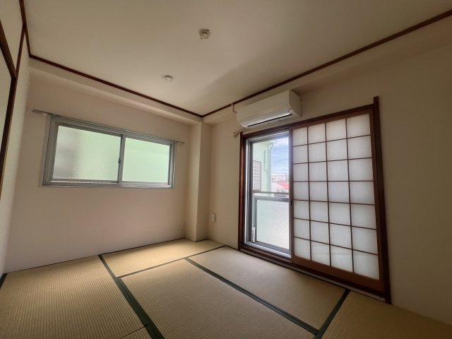 マンション輪泉の和室