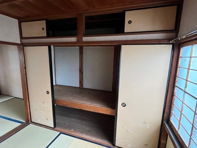 北田邸貸家の収納
