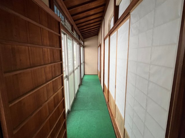 北田邸貸家のロビー