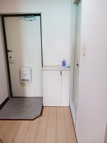 カサマローネの玄関