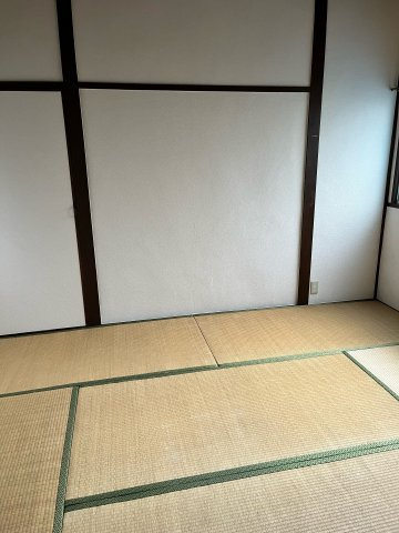 辰巳住宅の和室|1階