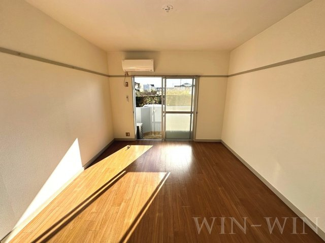 マンションユキの居間・リビング|イメージ（同建物内別部屋の写真です）