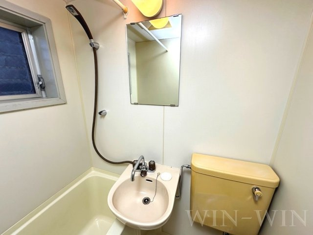 マンションユキの洗面所|イメージ（同建物内別部屋の写真です）