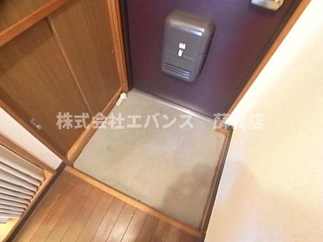 【玄関】 | グリーンヒルズ石川Ⅰ | シンプルで使いやすい玄関です