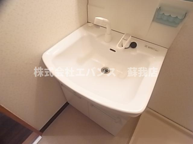 【独立洗面台】 | グリーンヒルズ石川Ⅰ | 独立洗面台、朝の身支度には欠かせません